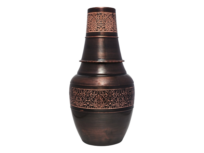 Pure Copper Bedside Water Carafe with Tumbler Capacity Etching Pattern 1.4 Lt